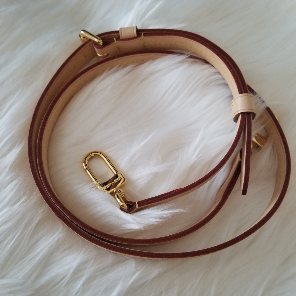 🎉🎉SOLD🎉🎉 Authentic LV Monogram Turenne Strap